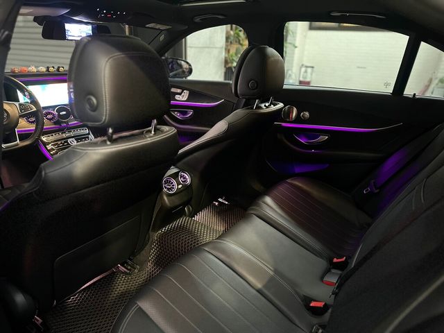 M-BENZ賓士 E300  第9張相片