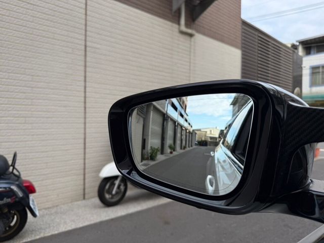 BMW寶馬 330I M SPORT  第6張相片