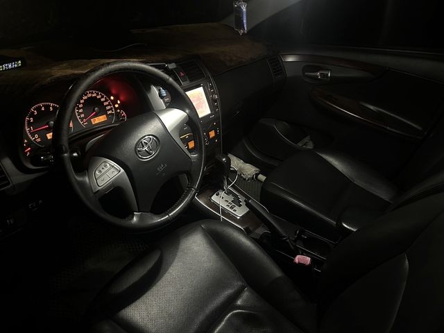 TOYOTA豐田 ALTIS  第3張相片