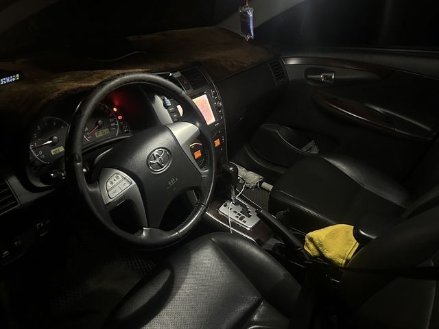 TOYOTA豐田 ALTIS  第4張相片