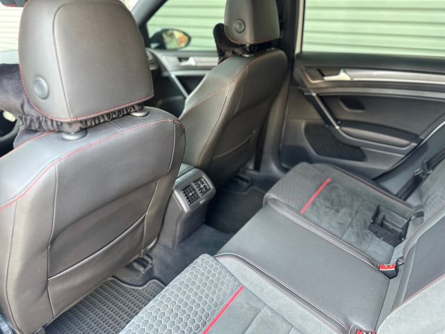 VOLKSWAGEN福斯 GOLF GTI  第11張相片