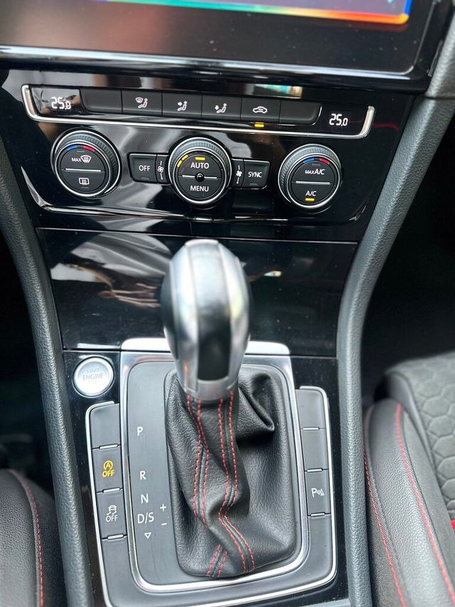 VOLKSWAGEN福斯 GOLF GTI  第13張相片