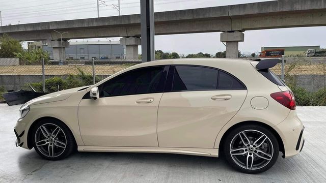 M-BENZ賓士 A180  第4張相片