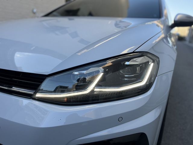 VOLKSWAGEN福斯 GOLF R  第2張相片