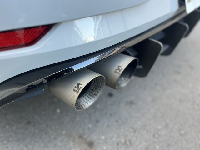 VOLKSWAGEN福斯 GOLF R  第4張相片