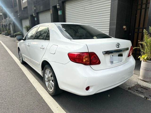 TOYOTA豐田 ALTIS  第4張相片