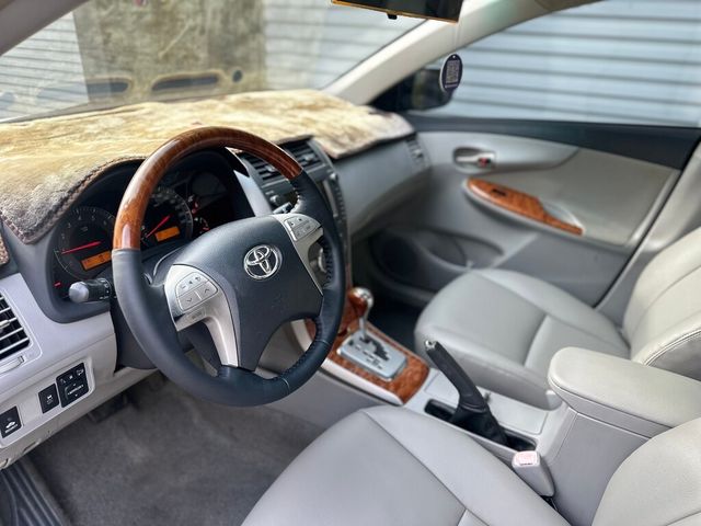 TOYOTA豐田 ALTIS  第7張相片