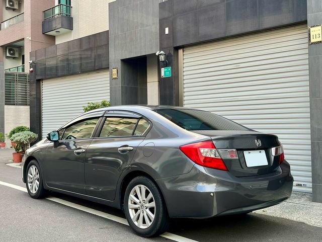 HONDA本田 CIVIC  第2張相片