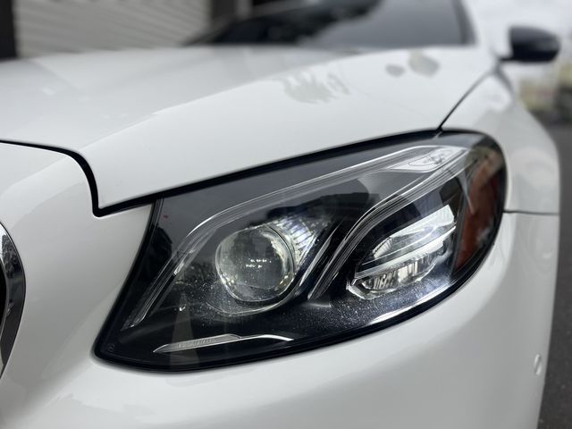 M-BENZ賓士 E300  第2張相片
