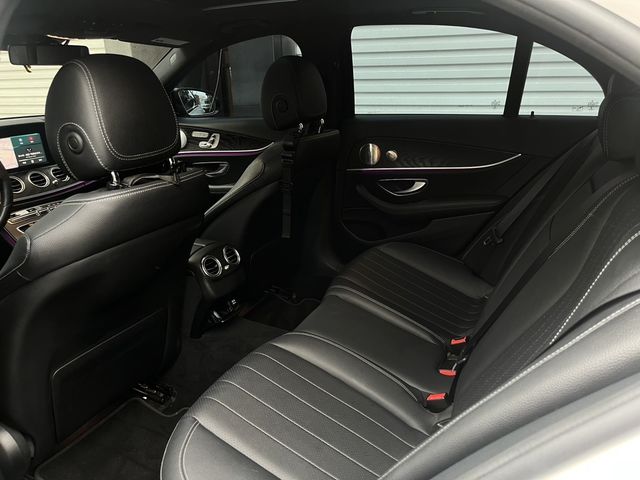 M-BENZ賓士 E300  第11張相片