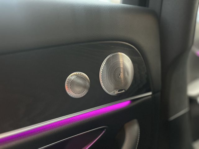 M-BENZ賓士 E300  第13張相片