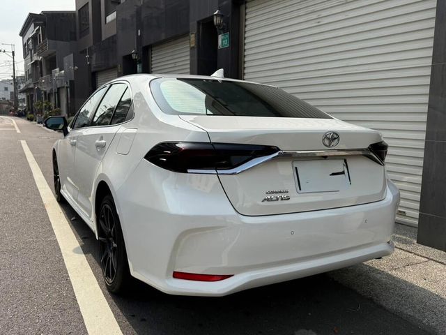 TOYOTA豐田 ALTIS  第7張相片