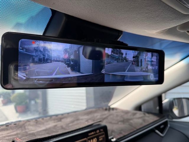 TOYOTA豐田 ALTIS  第39張相片
