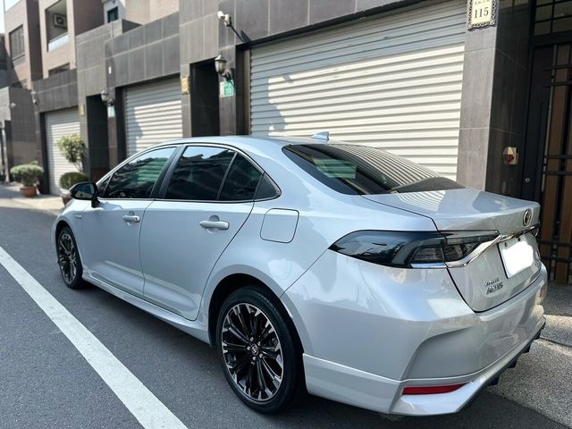 TOYOTA豐田 COROLLA ALTIS HYBRID  第7張相片