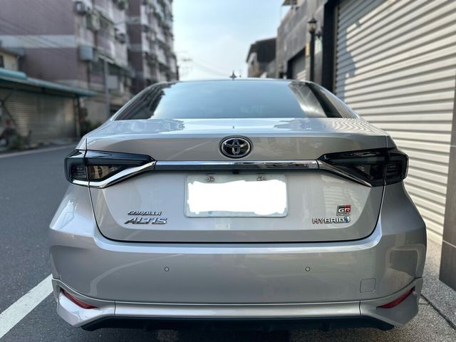 TOYOTA豐田 COROLLA ALTIS HYBRID  第9張相片