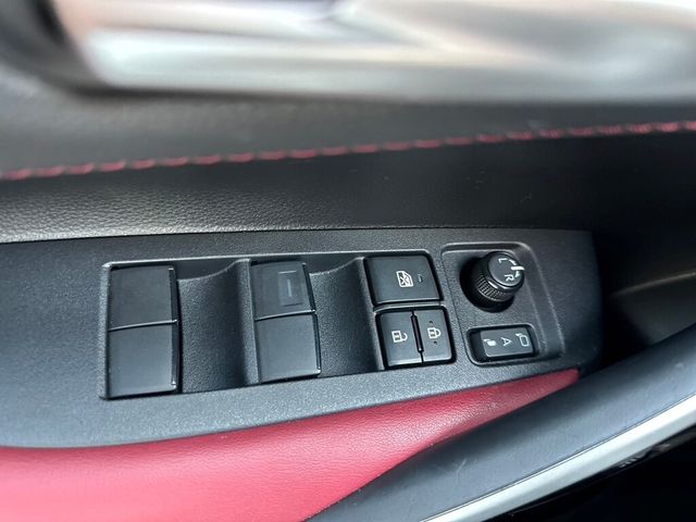 TOYOTA豐田 COROLLA ALTIS HYBRID  第29張相片