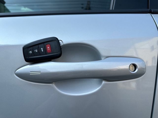 TOYOTA豐田 COROLLA ALTIS HYBRID  第35張相片