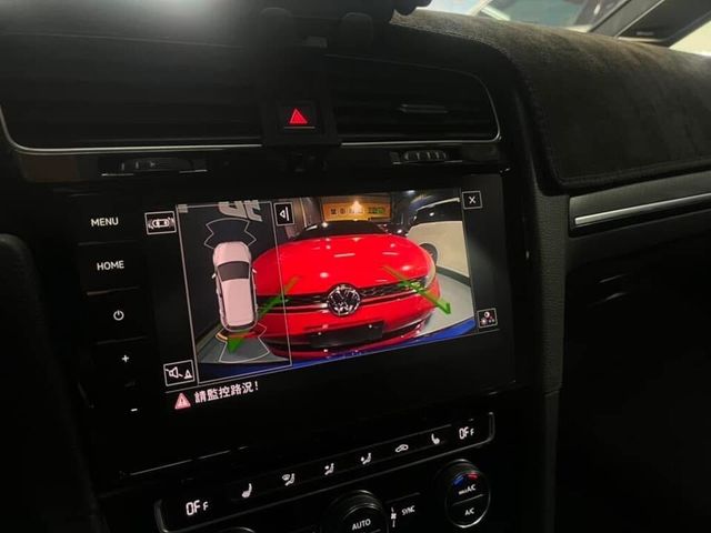 VOLKSWAGEN福斯 GOLF R  第29張相片