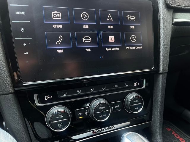 VOLKSWAGEN福斯 GOLF R  第31張相片