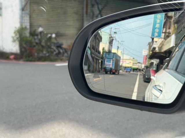 M-BENZ賓士 GLC300 AMG COUPE  第7張相片