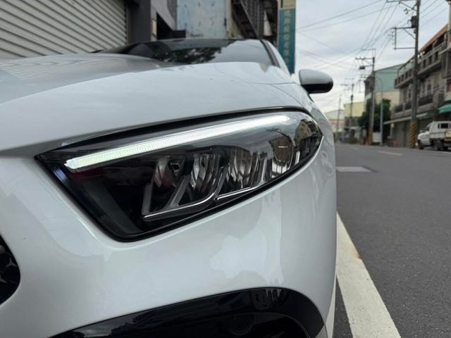 M-BENZ賓士 A180  第3張相片