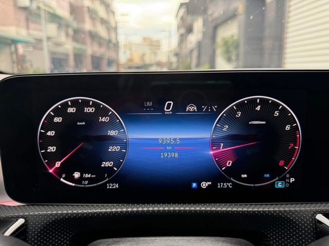 M-BENZ賓士 A180  第18張相片