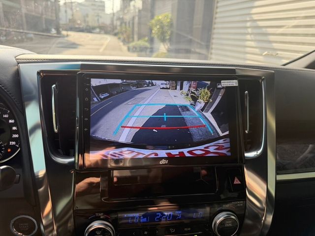 TOYOTA豐田 ALPHARD  第14張相片