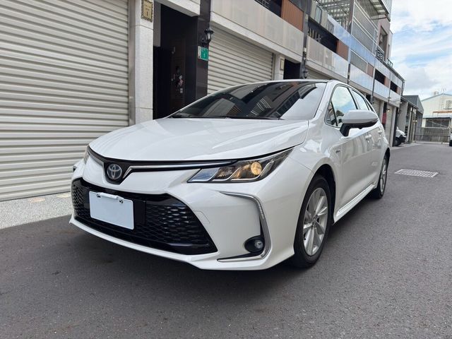 TOYOTA豐田 ALTIS  第1張相片