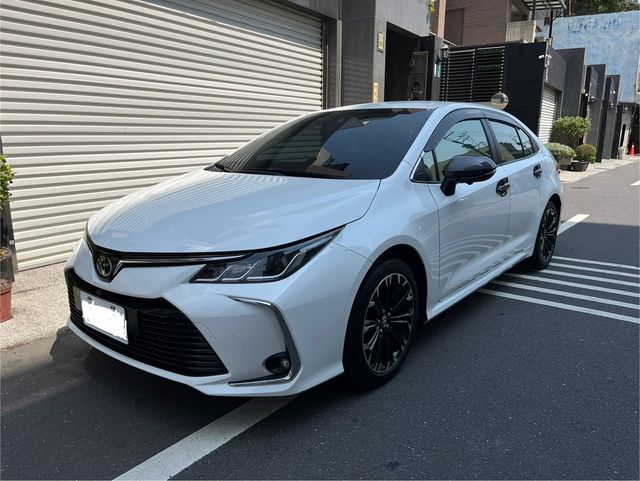 TOYOTA豐田 ALTIS  第1張相片