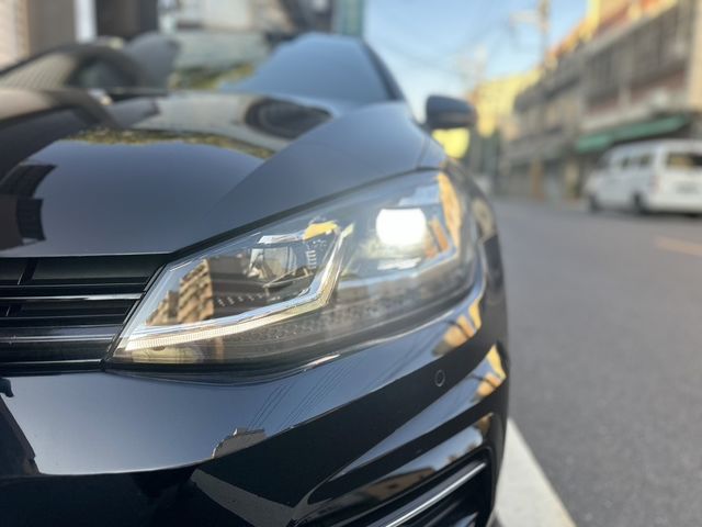 VOLKSWAGEN福斯 GOLF  第3張相片