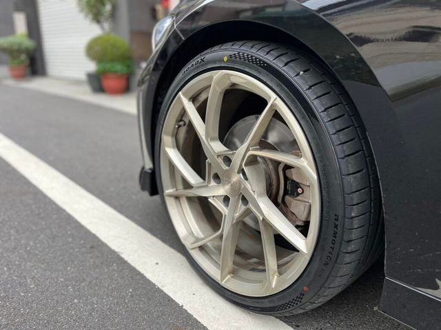 BMW寶馬 330I  第5張相片
