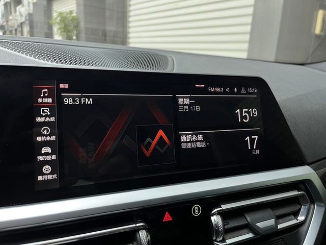 BMW寶馬 330I  第11張相片