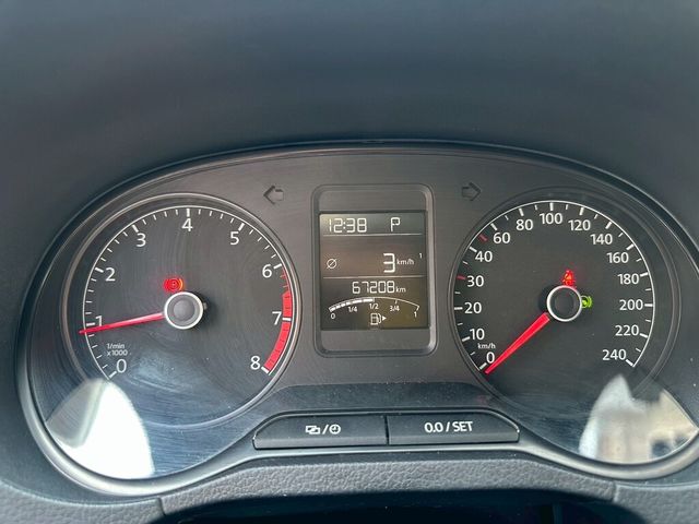 VOLKSWAGEN福斯 POLO  第7張相片