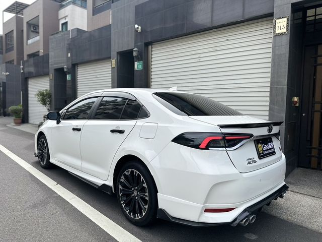 TOYOTA豐田 ALTIS  第4張相片
