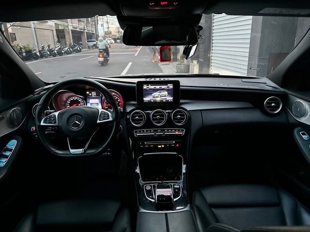 M-BENZ賓士 C250  第11張相片