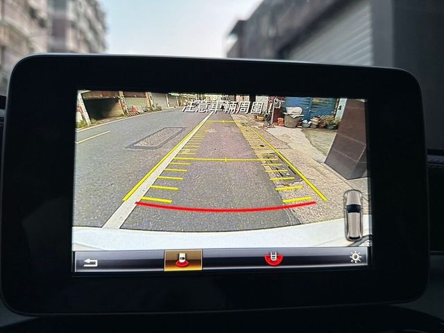 M-BENZ賓士 C250  第14張相片