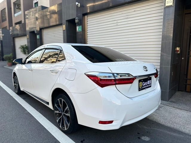 TOYOTA豐田 ALTIS  第4張相片