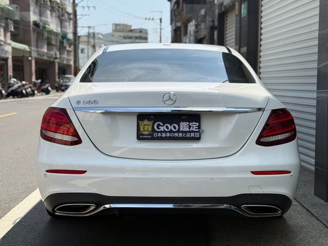 M-BENZ賓士 E300  第5張相片