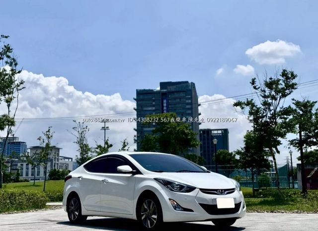 HYUNDAI現代 ELANTRA  第1張相片
