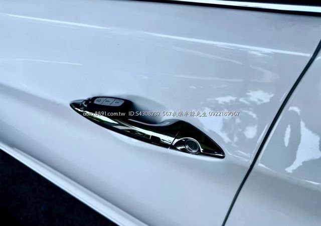 HYUNDAI現代 ELANTRA  第4張相片