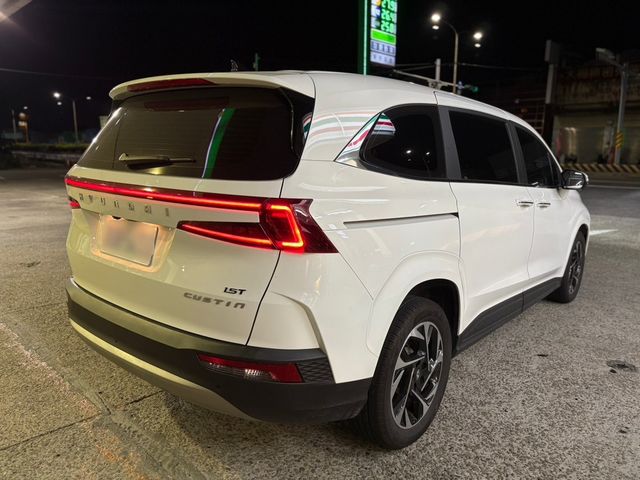 HYUNDAI現代 KONA  第2張相片