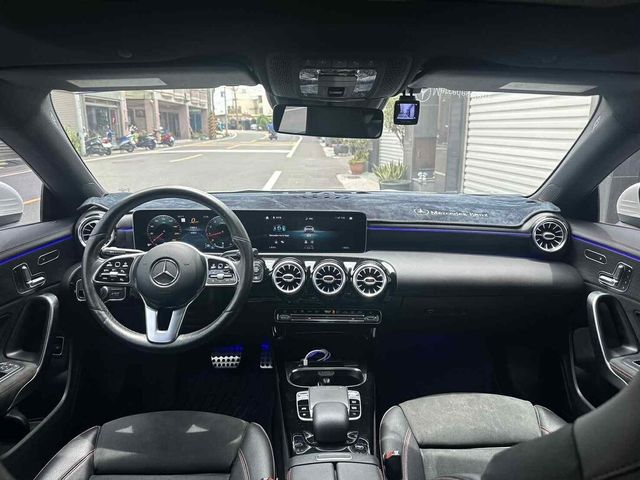 M-BENZ賓士 CLA250  第11張相片