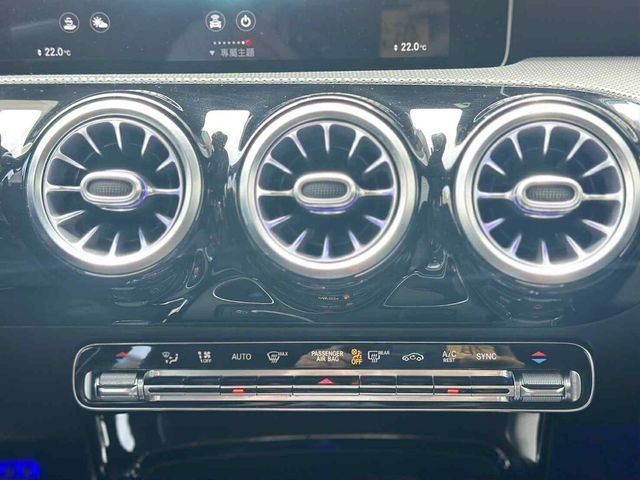 M-BENZ賓士 CLA250  第14張相片