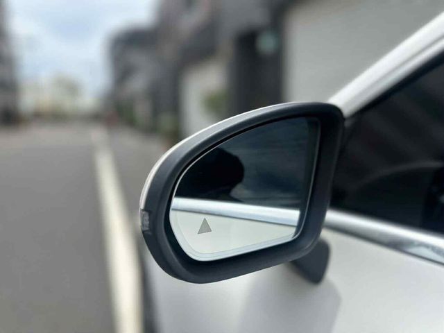 M-BENZ賓士 CLA250  第19張相片