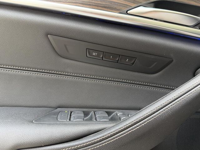 BMW寶馬 520I  第13張相片