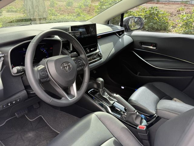 TOYOTA豐田 ALTIS  第3張相片