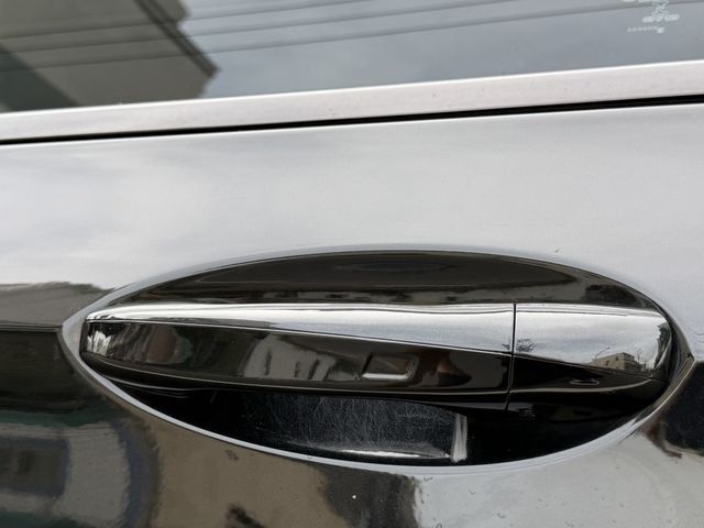 M-BENZ賓士 E53 AMG  第17張相片