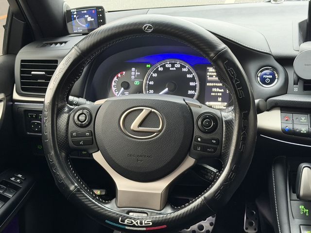 LEXUS凌志 CT200H  第14張相片