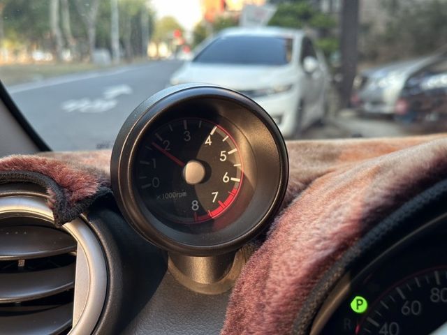 油耗超低｜代步車神器  第11張相片