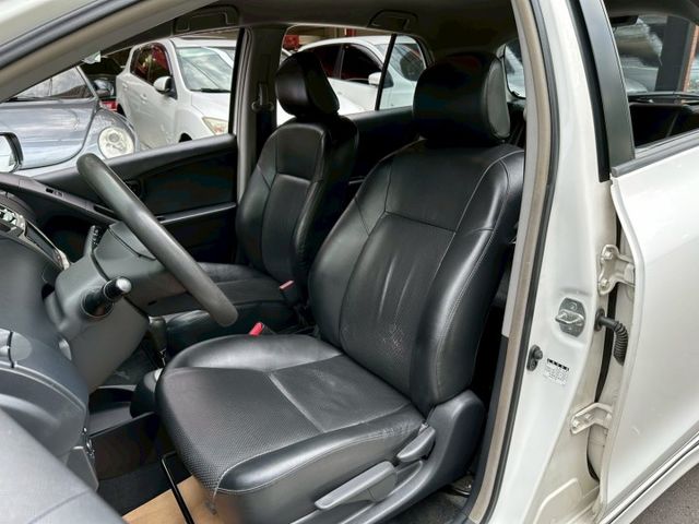 YARIS  第4張相片